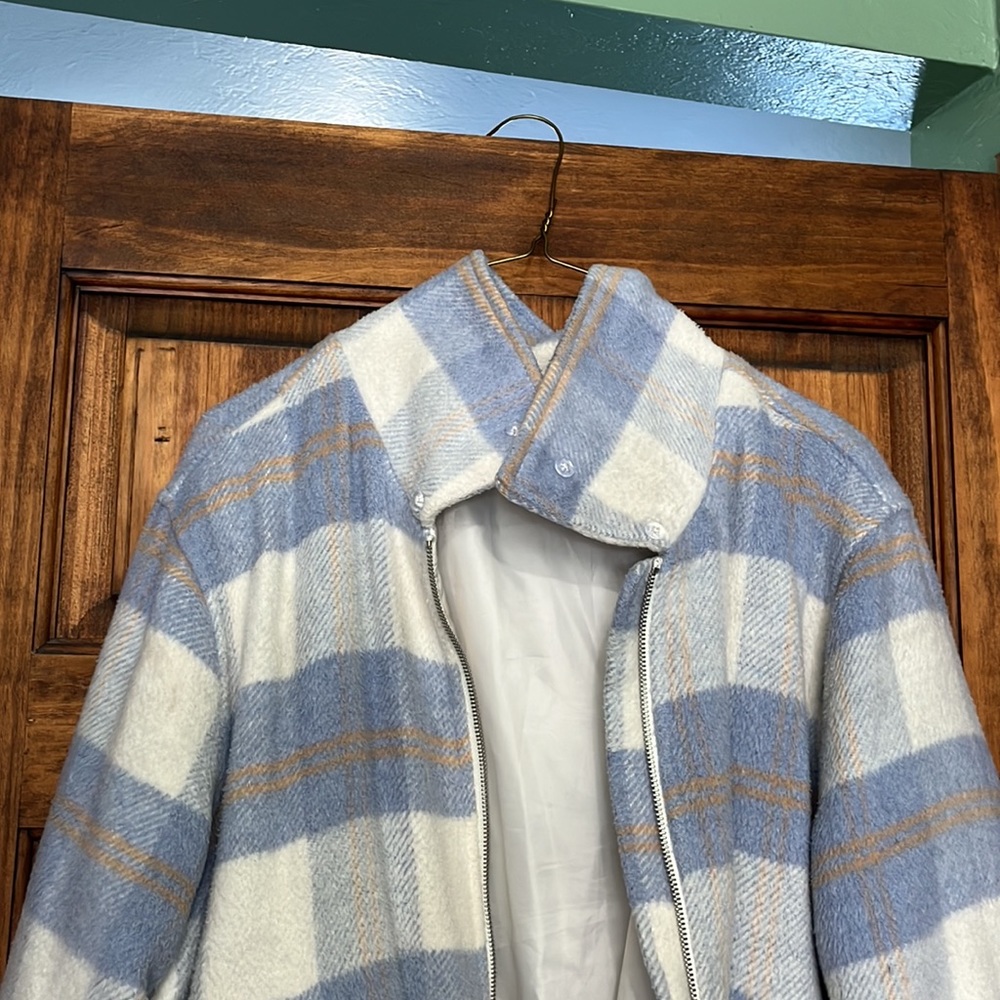 Winter coat - Picture 2 of 5